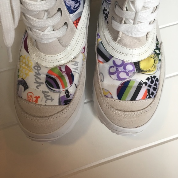 [Coach] NIB Multicolor Dorean Print Snow Boots New - Picture 6 of 7